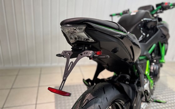 Umgebautes Motorrad Kawasaki Z650 von Zweirad Meggle - Bild 7 Umgebautes Motorrad Kawasaki Z650 von Zweirad Meggle - Bild 7