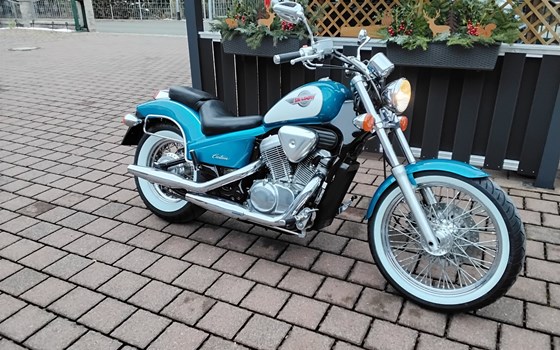 Umgebautes Motorrad Honda VT 600 C Shadow von Zweiradtechnik Jörg Schlieter - Bild 7 Umgebautes Motorrad Honda VT 600 C Shadow von Zweiradtechnik Jörg Schlieter - Bild 7