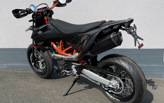 Umgebautes Motorrad KTM 690 SMC R von Motorrad Reinhardt GmbH - Bild 7 Umgebautes Motorrad KTM 690 SMC R von Motorrad Reinhardt GmbH - Bild 7