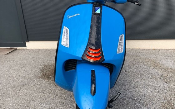 Umgebautes Motorrad Vespa GTS 310 SuperSport von HÜTTER GesmbH - Bild 2 Umgebautes Motorrad Vespa GTS 310 SuperSport von HÜTTER GesmbH - Bild 2