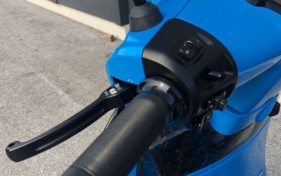 Umgebautes Motorrad Vespa GTS 310 SuperSport von HÜTTER GesmbH - Bild 9 Umgebautes Motorrad Vespa GTS 310 SuperSport von HÜTTER GesmbH - Bild 9