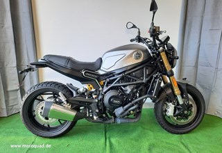 Benelli Leoncino 800