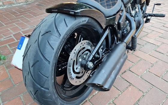 Umgebautes Motorrad Harley-Davidson Softail Street Bob 114 FXBBS von X-Trem Custombikes - Bild 8 Umgebautes Motorrad Harley-Davidson Softail Street Bob 114 FXBBS von X-Trem Custombikes - Bild 8