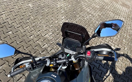 Umgebautes Motorrad Suzuki V-Strom 800DE von Suedbike e.K. Inhaber Wolfgang Schustek - Bild 5 Umgebautes Motorrad Suzuki V-Strom 800DE von Suedbike e.K. Inhaber Wolfgang Schustek - Bild 5