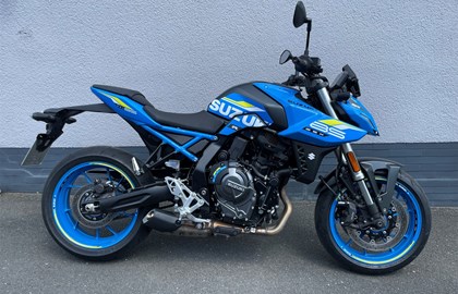 Suzuki GSX-8S Custom Bike Suzuki GSX-8S Custom Bike