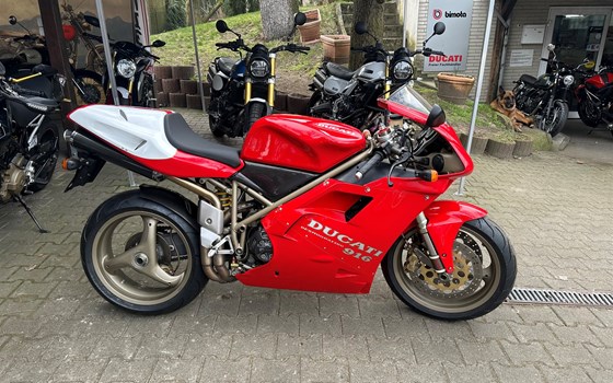 Umgebautes Motorrad Ducati 916 Biposto von A.T.T.-Tiedemann-Motorräder e.Kfm - Bild 1 Umgebautes Motorrad Ducati 916 Biposto von A.T.T.-Tiedemann-Motorräder e.Kfm - Bild 1