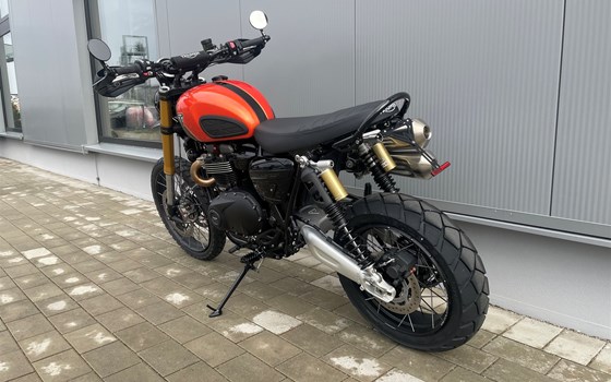 Umgebautes Motorrad Triumph Scrambler 1200 XE von Warm Up Zweiradtechnik GmbH - Bild 12 Umgebautes Motorrad Triumph Scrambler 1200 XE von Warm Up Zweiradtechnik GmbH - Bild 12