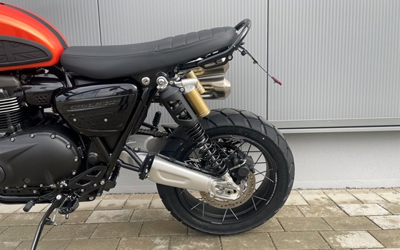 Umgebautes Motorrad Triumph Scrambler 1200 XE von Warm Up Zweiradtechnik GmbH - Bild 14 Umgebautes Motorrad Triumph Scrambler 1200 XE von Warm Up Zweiradtechnik GmbH - Bild 14