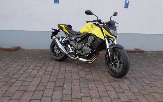 Umgebautes Motorrad Honda CB750 Hornet von Motorradtechnik Lang GmbH - Bild 1 Umgebautes Motorrad Honda CB750 Hornet von Motorradtechnik Lang GmbH - Bild 1