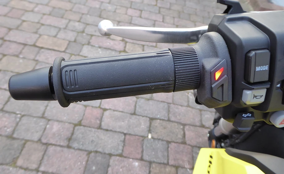 Rebuilt motorbike Honda CB750 Hornet Bild 2: Rebuilt motorbike Honda CB750 Hornet