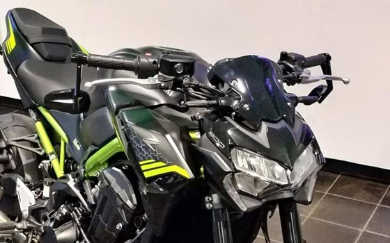 Umgebautes Motorrad Kawasaki Z900 von Heinrich GmbH - Bild 2 Umgebautes Motorrad Kawasaki Z900 von Heinrich GmbH - Bild 2