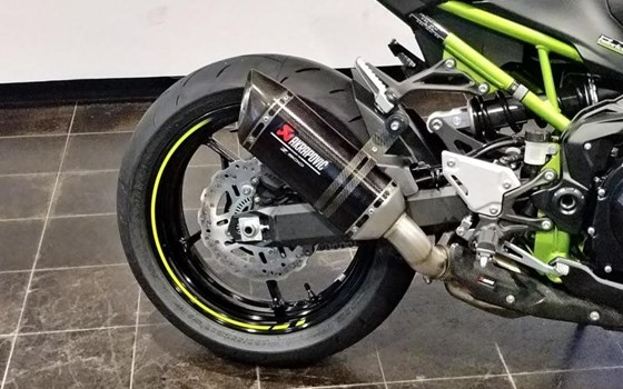 Umgebautes Motorrad Kawasaki Z900 von Heinrich GmbH - Bild 3 Umgebautes Motorrad Kawasaki Z900 von Heinrich GmbH - Bild 3