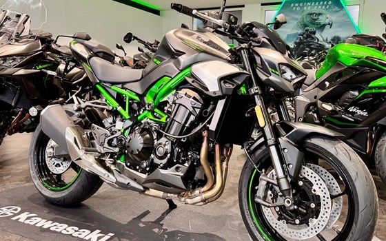 Umgebautes Motorrad Kawasaki Z900 von Heinrich GmbH - Bild 2 Umgebautes Motorrad Kawasaki Z900 von Heinrich GmbH - Bild 2