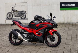 Kawasaki Ninja 500 SE