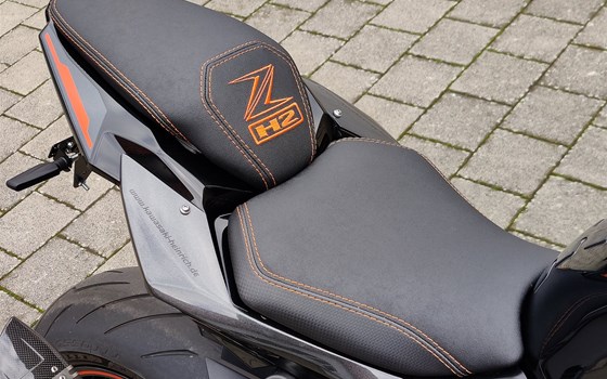 Umgebautes Motorrad Kawasaki Z H2 von Heinrich GmbH - Bild 6 Umgebautes Motorrad Kawasaki Z H2 von Heinrich GmbH - Bild 6