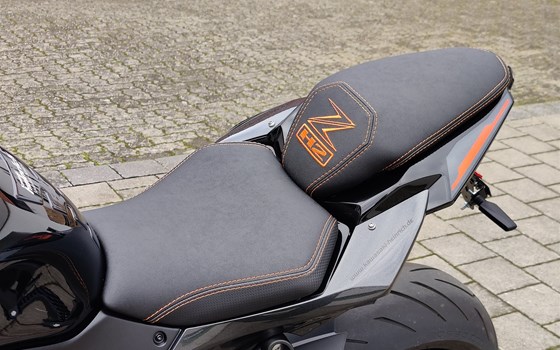 Umgebautes Motorrad Kawasaki Z H2 von Heinrich GmbH - Bild 8 Umgebautes Motorrad Kawasaki Z H2 von Heinrich GmbH - Bild 8