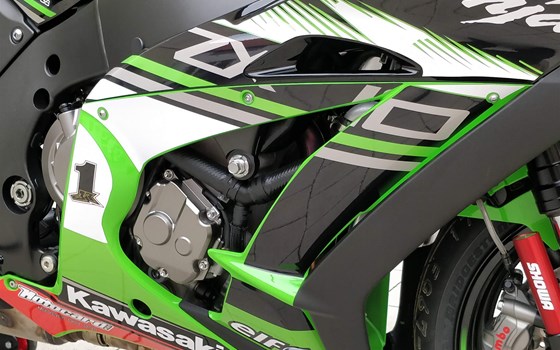 Umgebautes Motorrad Kawasaki Ninja ZX-10R von Heinrich GmbH - Bild 13 Umgebautes Motorrad Kawasaki Ninja ZX-10R von Heinrich GmbH - Bild 13