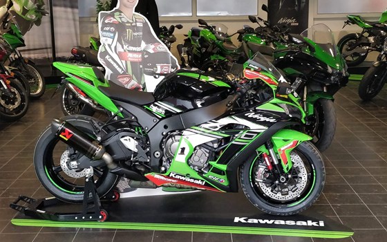 Umgebautes Motorrad Kawasaki Ninja ZX-10R von Heinrich GmbH - Bild 17 Umgebautes Motorrad Kawasaki Ninja ZX-10R von Heinrich GmbH - Bild 17