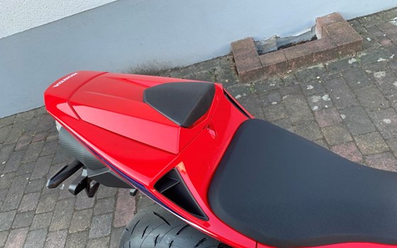 Umgebautes Motorrad Honda CBR600RR von Motorradtechnik Lang GmbH - Bild 5 Umgebautes Motorrad Honda CBR600RR von Motorradtechnik Lang GmbH - Bild 5