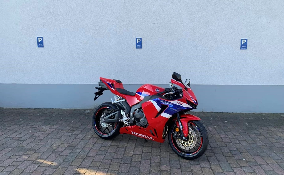 Rebuilt motorbike Honda CBR600RR Bild 1: Rebuilt motorbike Honda CBR600RR