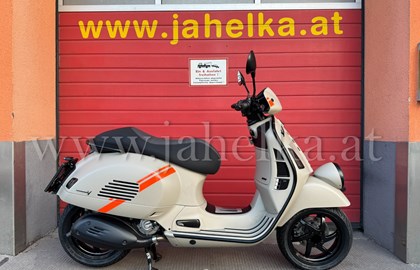 Vespa GTV 300 Custom Bike Vespa GTV 300 Custom Bike