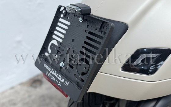 Umgebautes Motorrad Vespa GTV 300 von Jahelka Zweirad GmbH - Bild 13 Umgebautes Motorrad Vespa GTV 300 von Jahelka Zweirad GmbH - Bild 13
