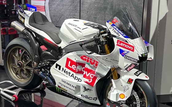 Umgebautes Motorrad Ducati Panigale V4 R von Zweiradparadies Denk GmbH & Co. KG - Bild 15 Umgebautes Motorrad Ducati Panigale V4 R von Zweiradparadies Denk GmbH & Co. KG - Bild 15