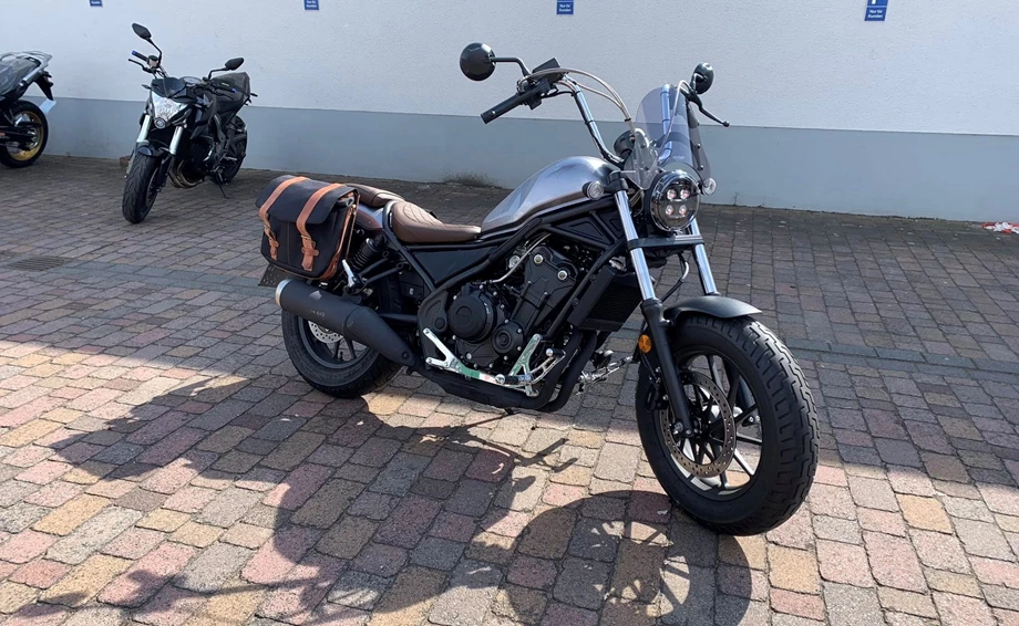 Rebuilt motorbike Honda CMX500 Rebel Bild 1: Rebuilt motorbike Honda CMX500 Rebel