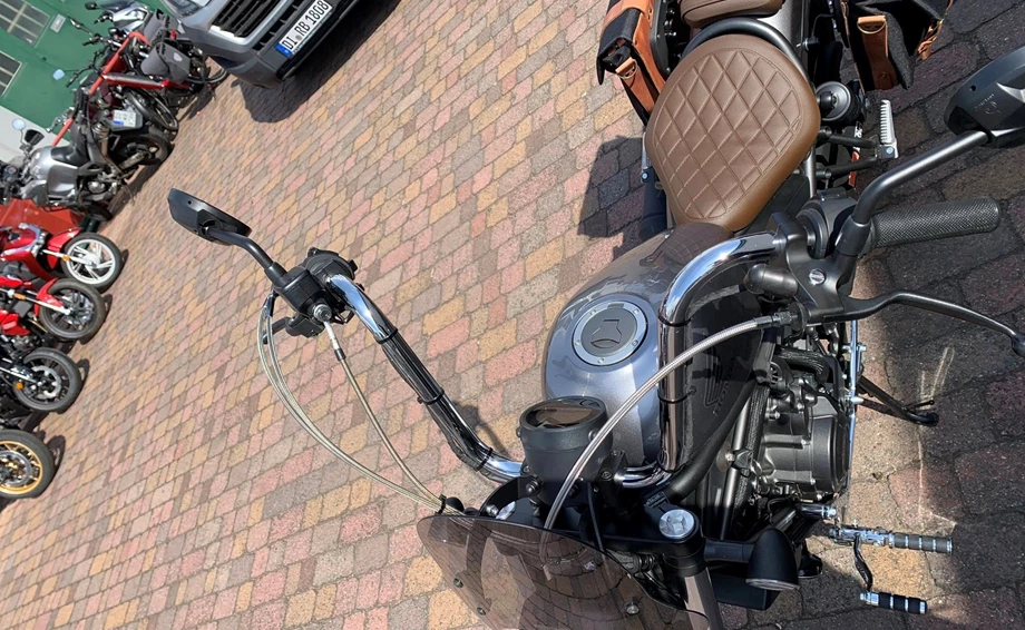 Rebuilt motorbike Honda CMX500 Rebel Bild 5: Rebuilt motorbike Honda CMX500 Rebel