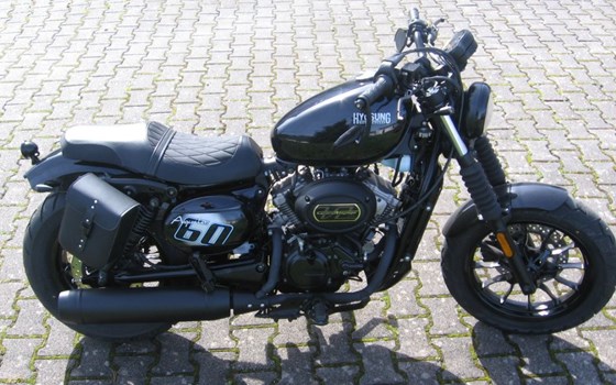 Umgebautes Motorrad Hyosung GV 125 S Aquila von Bike Performance by Joachim Fegert - Bild 1 Umgebautes Motorrad Hyosung GV 125 S Aquila von Bike Performance by Joachim Fegert - Bild 1