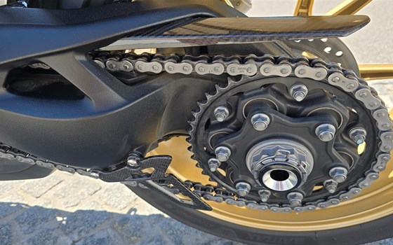 Umgebautes Motorrad Triumph Speed Triple 1200 RR von markbika - Bild 5 Umgebautes Motorrad Triumph Speed Triple 1200 RR von markbika - Bild 5