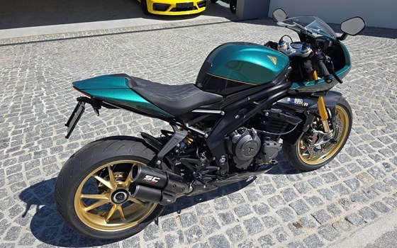 Umgebautes Motorrad Triumph Speed Triple 1200 RR von markbika - Bild 8 Umgebautes Motorrad Triumph Speed Triple 1200 RR von markbika - Bild 8