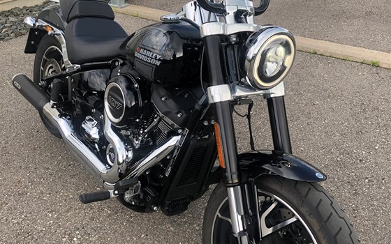 Umgebautes Motorrad Harley-Davidson Softail Sport Glide FLSB von Berni´s Biker Bude - Bild 3 Umgebautes Motorrad Harley-Davidson Softail Sport Glide FLSB von Berni´s Biker Bude - Bild 3