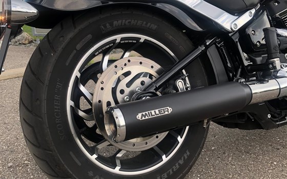 Umgebautes Motorrad Harley-Davidson Softail Sport Glide FLSB von Berni´s Biker Bude - Bild 4 Umgebautes Motorrad Harley-Davidson Softail Sport Glide FLSB von Berni´s Biker Bude - Bild 4