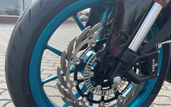 Umgebautes Motorrad KTM 390 Duke von Motorradcenter Neuruppin - LWB Racing - Bild 11 Umgebautes Motorrad KTM 390 Duke von Motorradcenter Neuruppin - LWB Racing - Bild 11