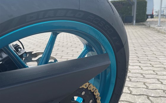 Umgebautes Motorrad KTM 390 Duke von Motorradcenter Neuruppin - LWB Racing - Bild 12 Umgebautes Motorrad KTM 390 Duke von Motorradcenter Neuruppin - LWB Racing - Bild 12