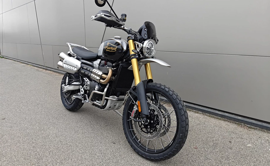 Umbgebautes Motorrad Triumph Scrambler 1200 XE Bild 2: Umbgebautes Motorrad Triumph Scrambler 1200 XE