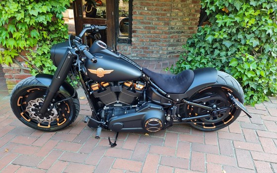 Umgebautes Motorrad Harley-Davidson Softail Fat Boy 114 FLFBS von X-Trem Custombikes - Bild 3 Umgebautes Motorrad Harley-Davidson Softail Fat Boy 114 FLFBS von X-Trem Custombikes - Bild 3
