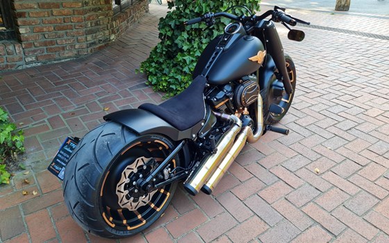 Umgebautes Motorrad Harley-Davidson Softail Fat Boy 114 FLFBS von X-Trem Custombikes - Bild 1 Umgebautes Motorrad Harley-Davidson Softail Fat Boy 114 FLFBS von X-Trem Custombikes - Bild 1