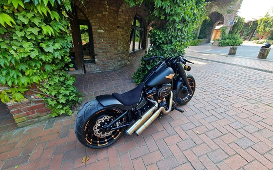 Umgebautes Motorrad Harley-Davidson Softail Fat Boy 114 FLFBS von X-Trem Custombikes - Bild 7 Umgebautes Motorrad Harley-Davidson Softail Fat Boy 114 FLFBS von X-Trem Custombikes - Bild 7