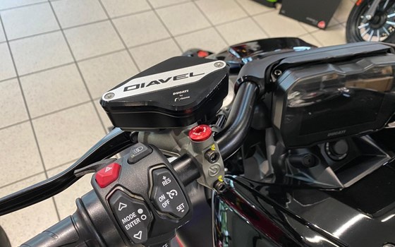 Umgebautes Motorrad Ducati Diavel V4 von Team Wahlers GmbH - Bild 11 Umgebautes Motorrad Ducati Diavel V4 von Team Wahlers GmbH - Bild 11