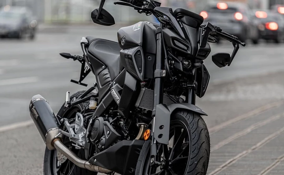 Umbgebautes Motorrad Yamaha MT-125 Bild 1: Umbgebautes Motorrad Yamaha MT-125