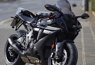 Yamaha R1