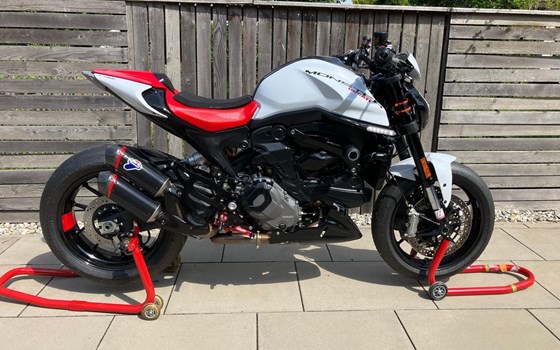 Umgebautes Motorrad Ducati Monster + von user1250314 - Bild 1 Umgebautes Motorrad Ducati Monster + von user1250314 - Bild 1