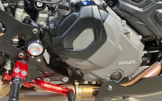 Umgebautes Motorrad Ducati Monster + von user1250314 - Bild 4 Umgebautes Motorrad Ducati Monster + von user1250314 - Bild 4