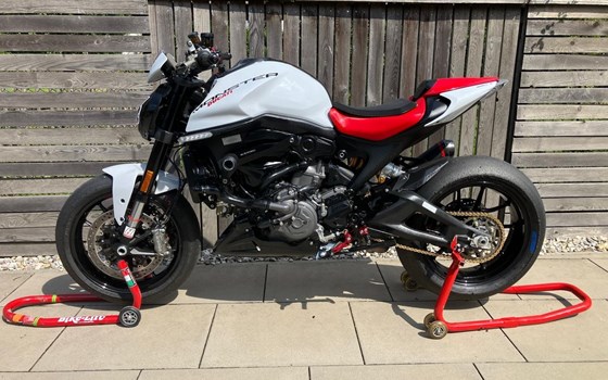 Umgebautes Motorrad Ducati Monster + von user1250314 - Bild 6 Umgebautes Motorrad Ducati Monster + von user1250314 - Bild 6