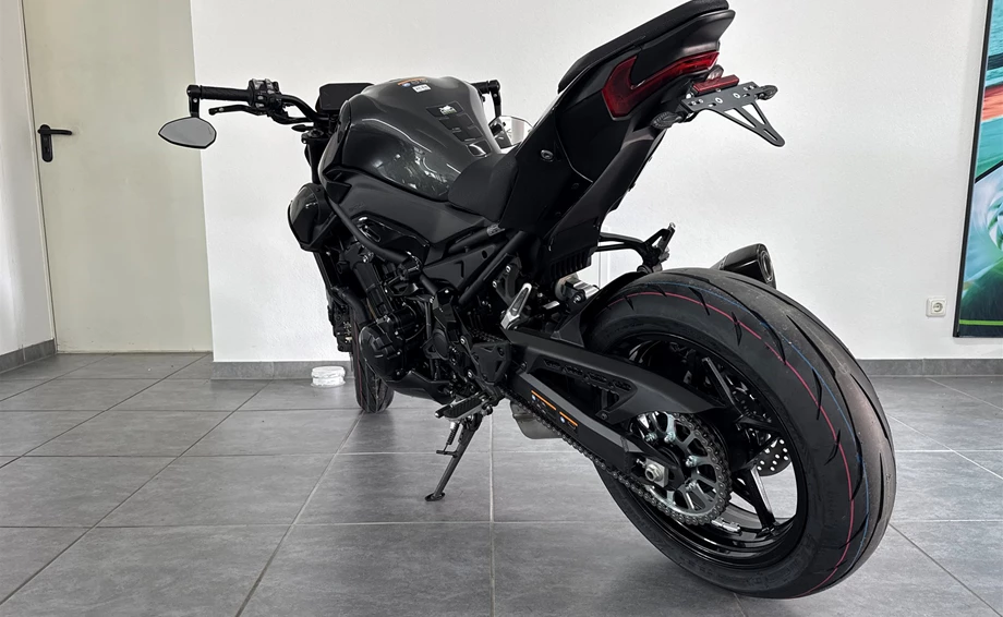 Umbgebautes Motorrad Kawasaki Z900 Bild 6: Umbgebautes Motorrad Kawasaki Z900
