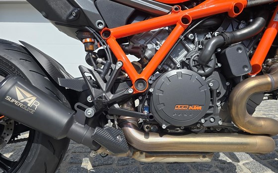 Umgebautes Motorrad KTM 1290 Super Duke R von markbika - Bild 13 Umgebautes Motorrad KTM 1290 Super Duke R von markbika - Bild 13