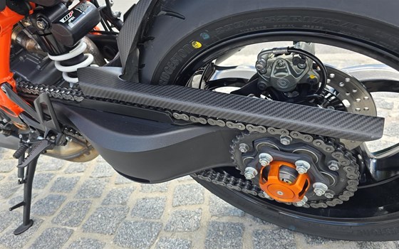 Umgebautes Motorrad KTM 1290 Super Duke R von markbika - Bild 18 Umgebautes Motorrad KTM 1290 Super Duke R von markbika - Bild 18