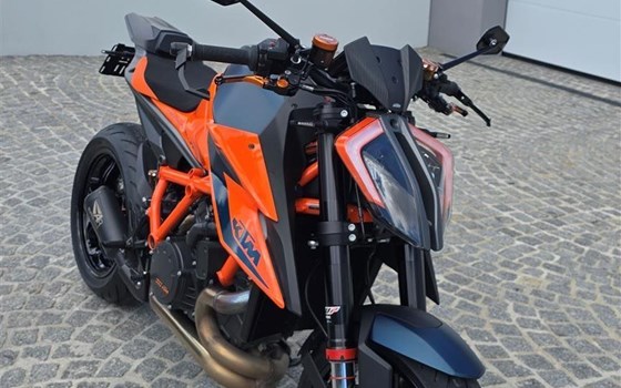 Umgebautes Motorrad KTM 1290 Super Duke R von markbika - Bild 5 Umgebautes Motorrad KTM 1290 Super Duke R von markbika - Bild 5